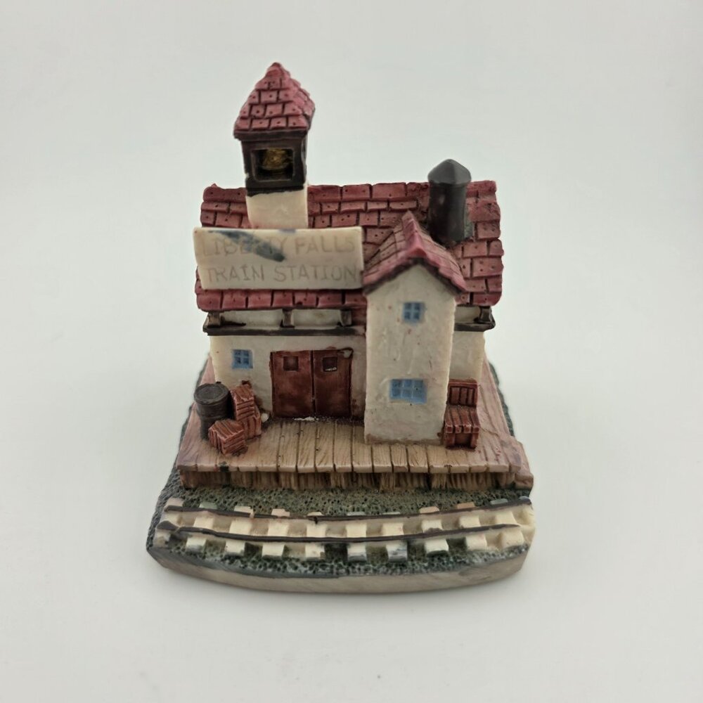 1991 Liberty Falls‎ International Resourcing Services Train Station Miniature